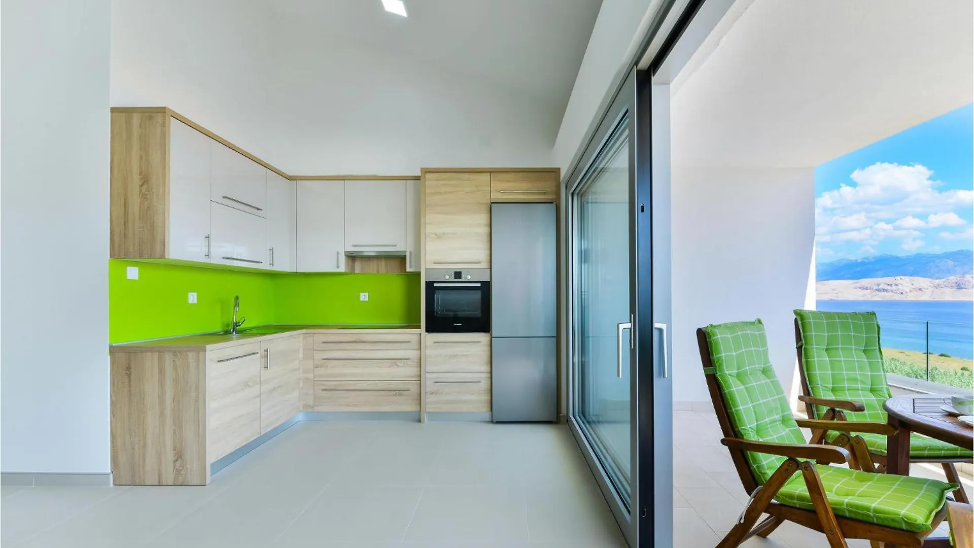 2 Bedroom Beautiful Apartment In Pag Pag Town