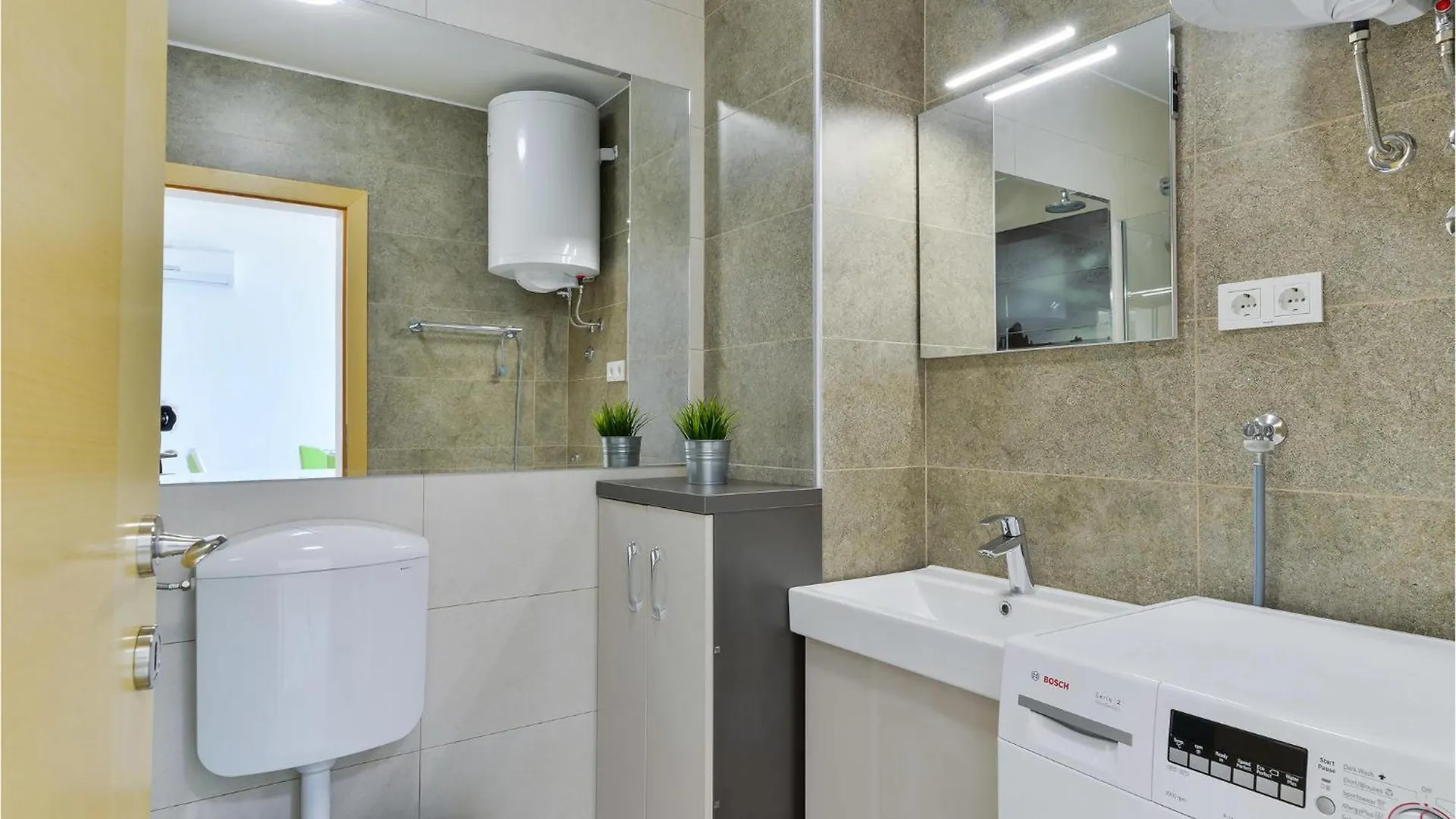 2 Bedroom Beautiful Apartment In Pag Pag Town
